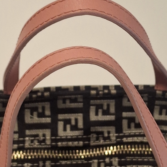 EUC Authentic Fendi Black & White Zucca Print Mini Tote Bag With Pink Handle OS - Picture 5 of 16